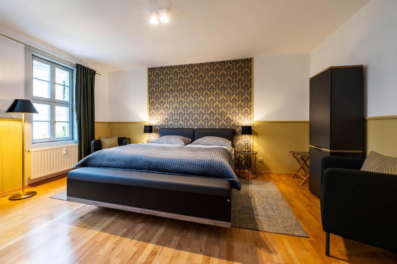 Ferienwohnung Am Dom II Наумбург Екстериор снимка